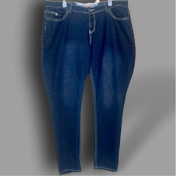 Red Rivet Women’s Straight Leg Jeans Size 22 - Picture 1 of 7